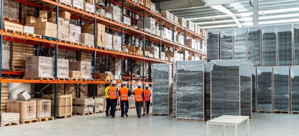 какво е логистика и транспорт