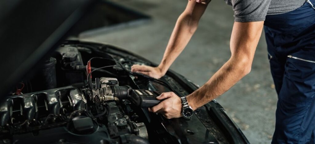 ремонт и поддръжка на автомобили